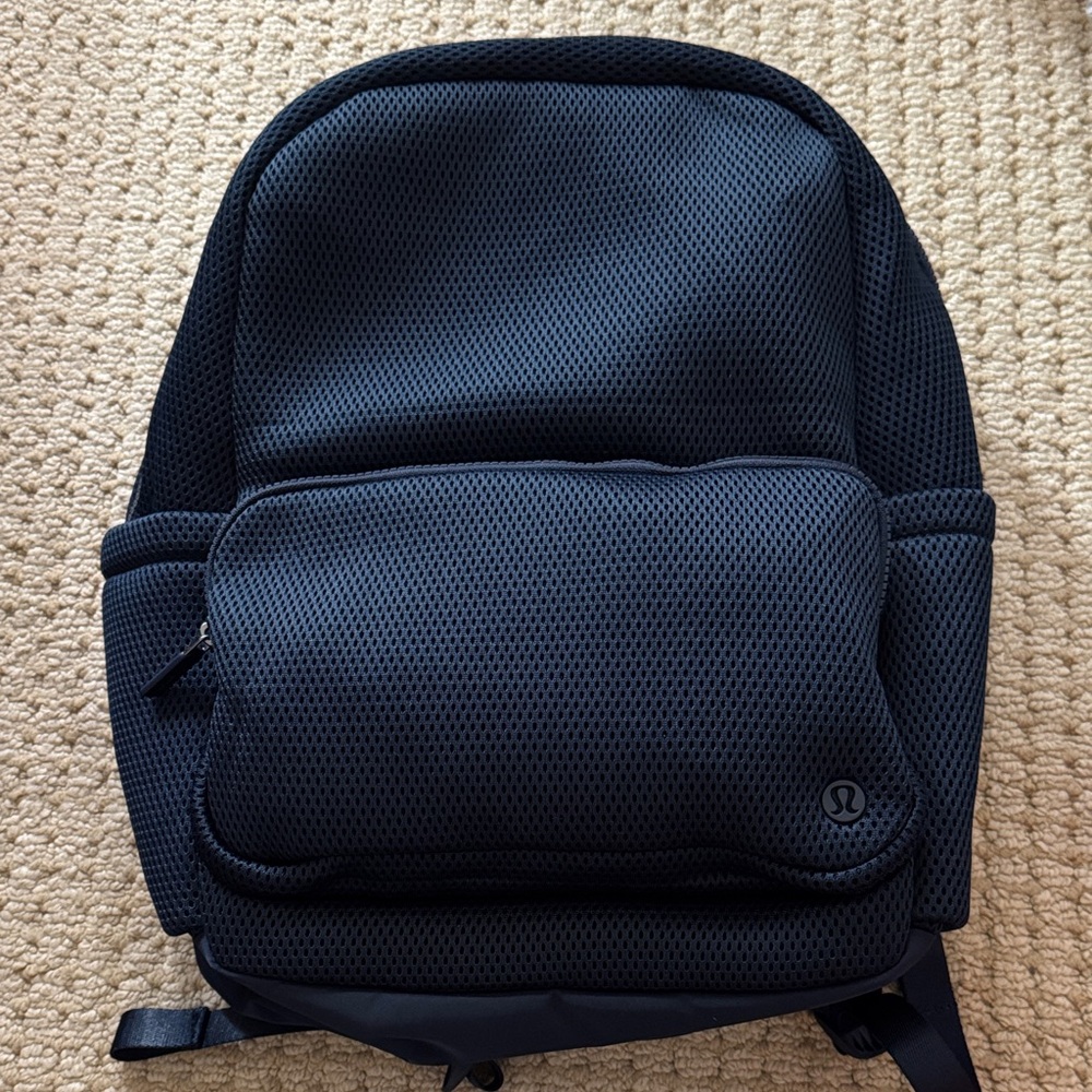 lululemon athletica Mesh Backpack - Picture 5 of 6
